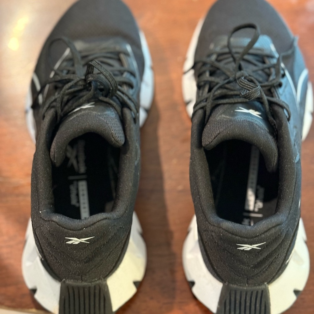 Reebok Zig Dynamica Black and White Athletic Shoes